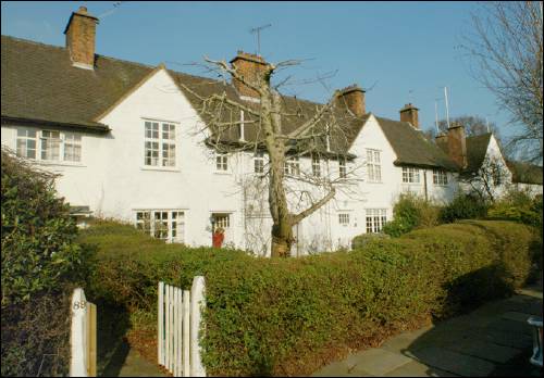 091-93 Oakwood Road